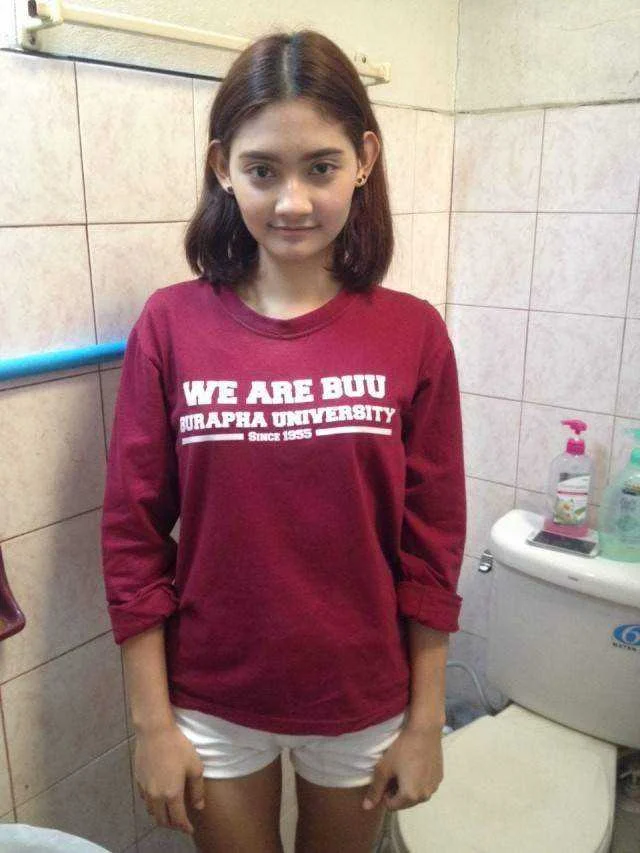 FB030.webp