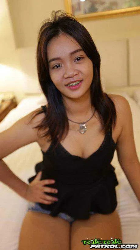 Apple(tuktukpatrol)