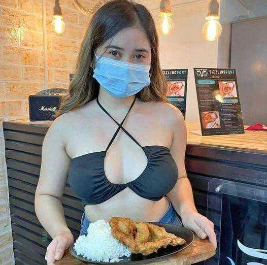 Mukang masarap ang kanyan chicken