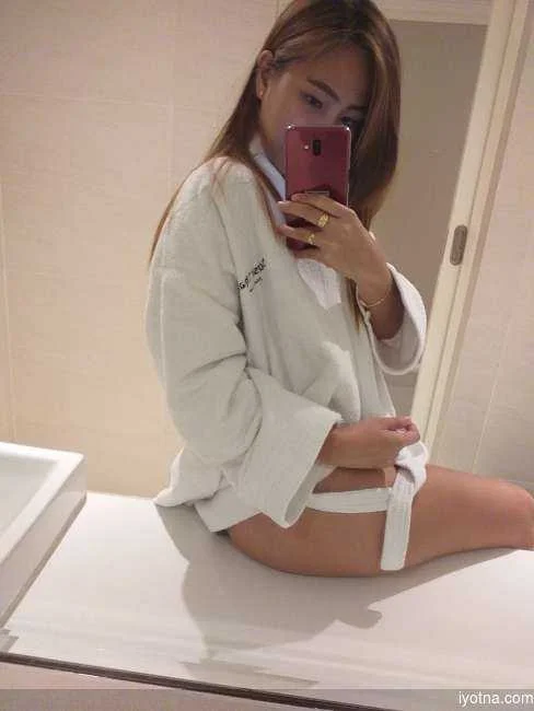 2PgBD.webp