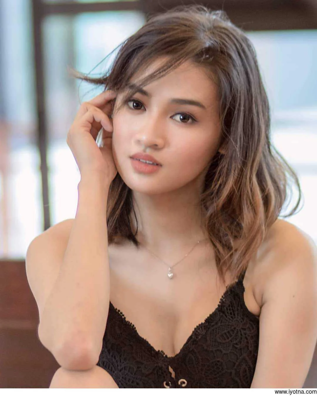 2PCuU.webp