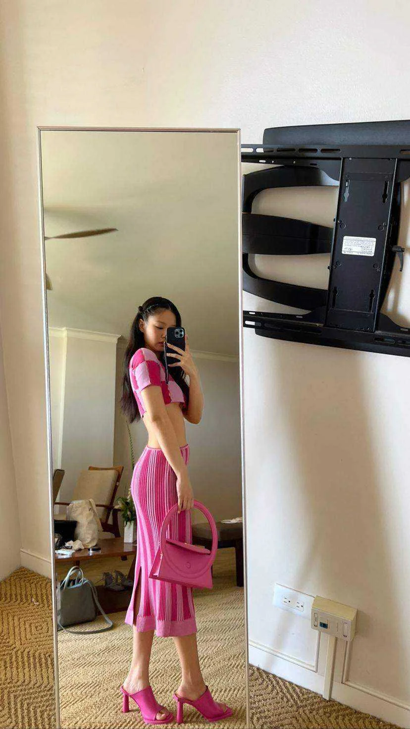 jennierubyjane 2790672779285714216.webp