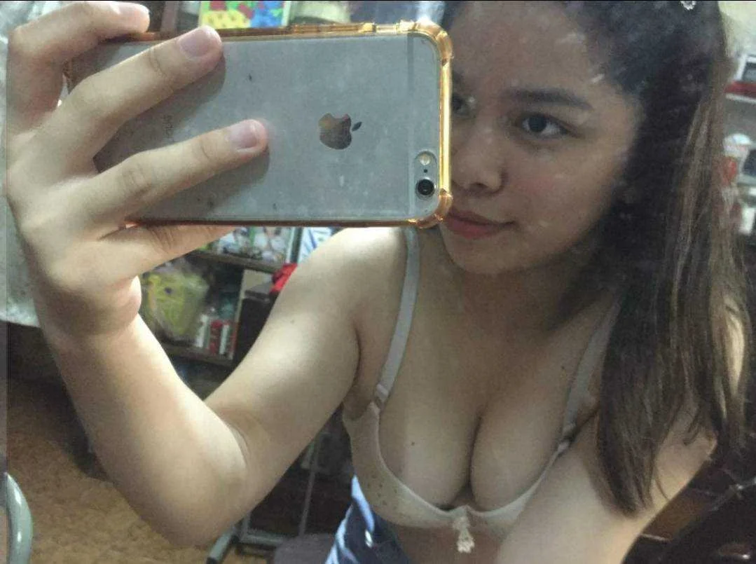 HRSSS33ZZ.webp