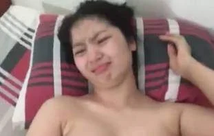 Estudyanteng First Time daw Mag-Walk kaya mangiyak ngiyak siya dahil birgin pa.webp