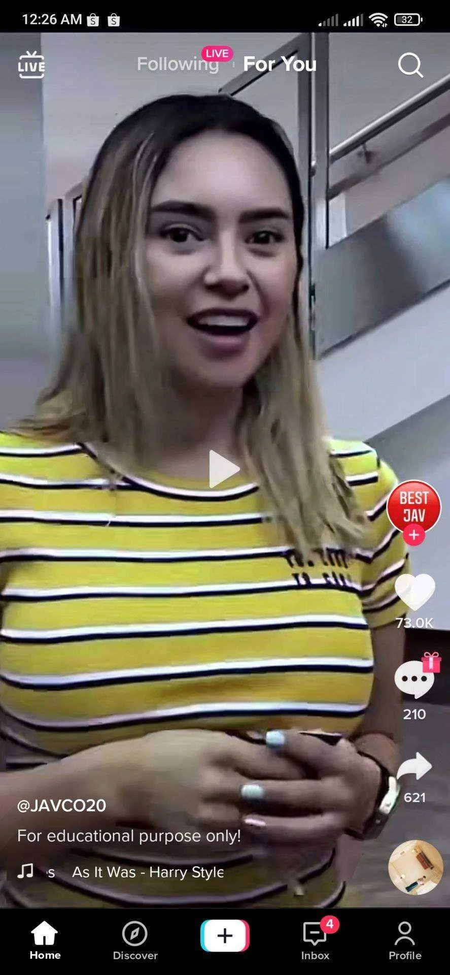 Screenshot_2022-05-07-00-26-38-338_com.ss.android.ugc.trill.webp