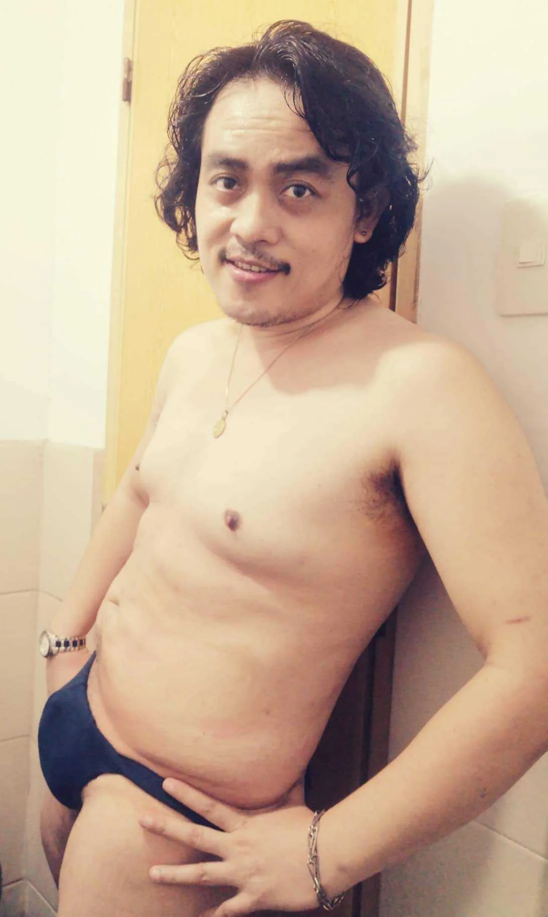 Barako Rod Maceda black brief Bomba King Bisaya.webp
