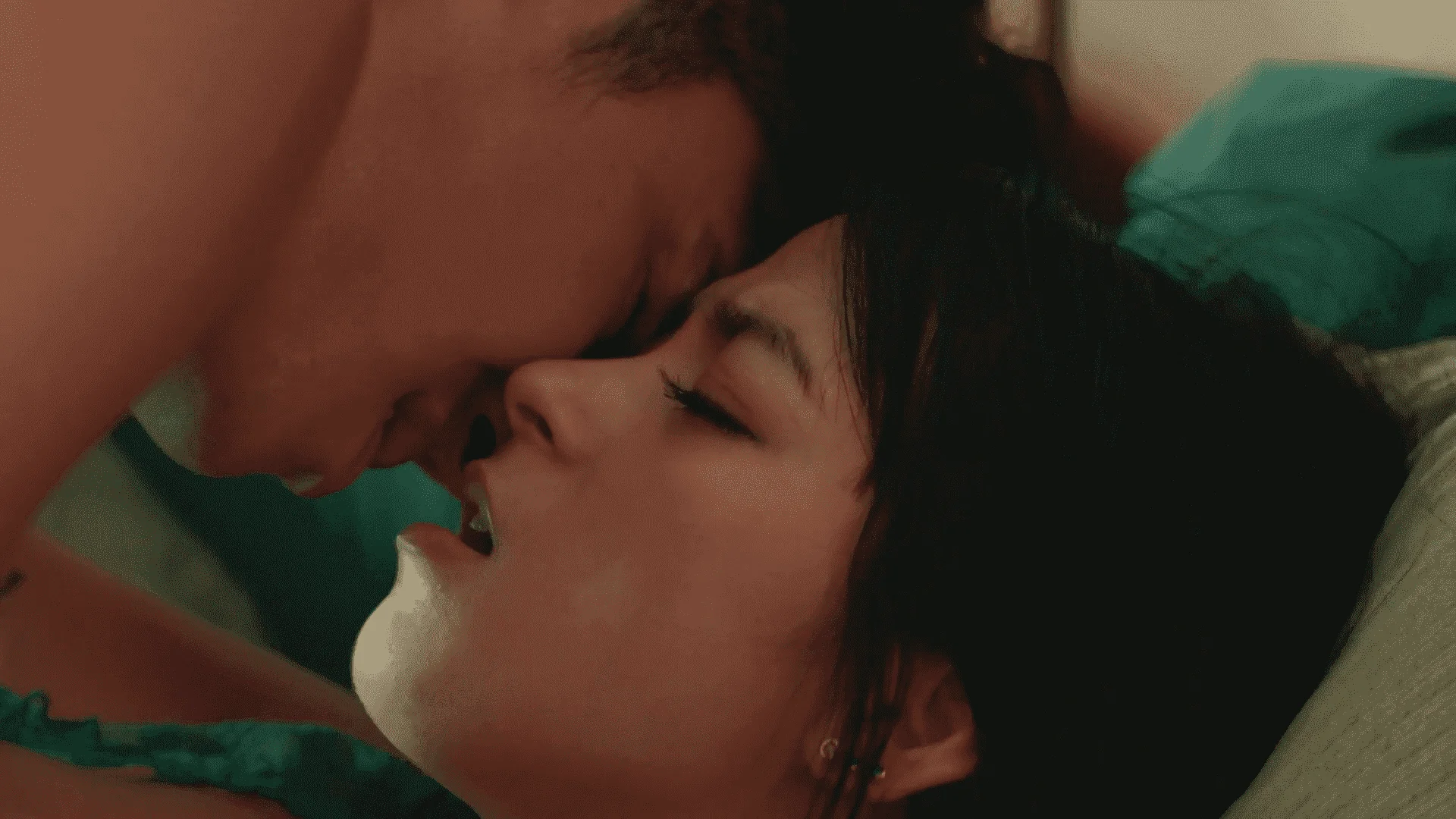 ****x11-Com-Us-X-Her-2027-****-Hub-HD-Shop-Filipino-Vivamax-720p.png