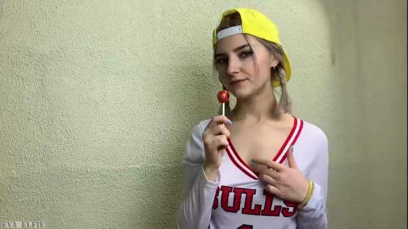 Eva elfie 9