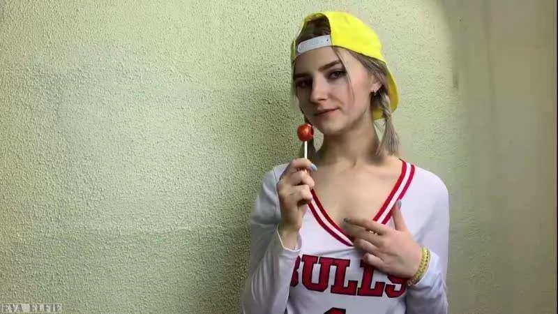 Eva elfie Bulls