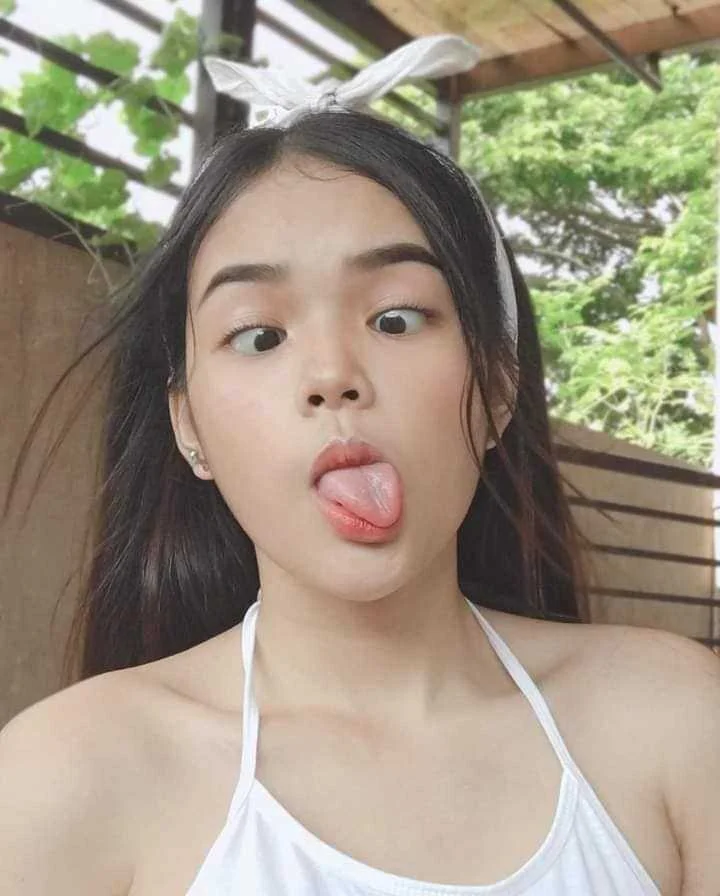 Rekta Series - Malibog Na Vlogger (Solid) [React-Only]