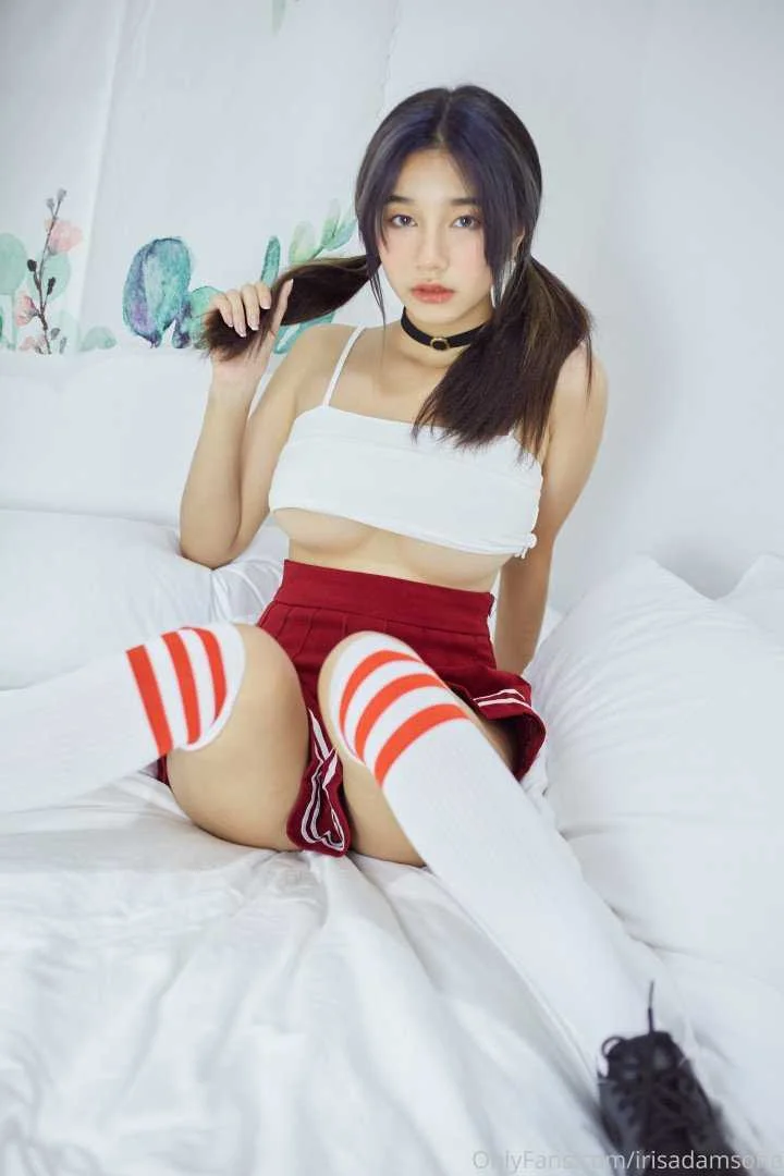 irisadamsone_1460.webp