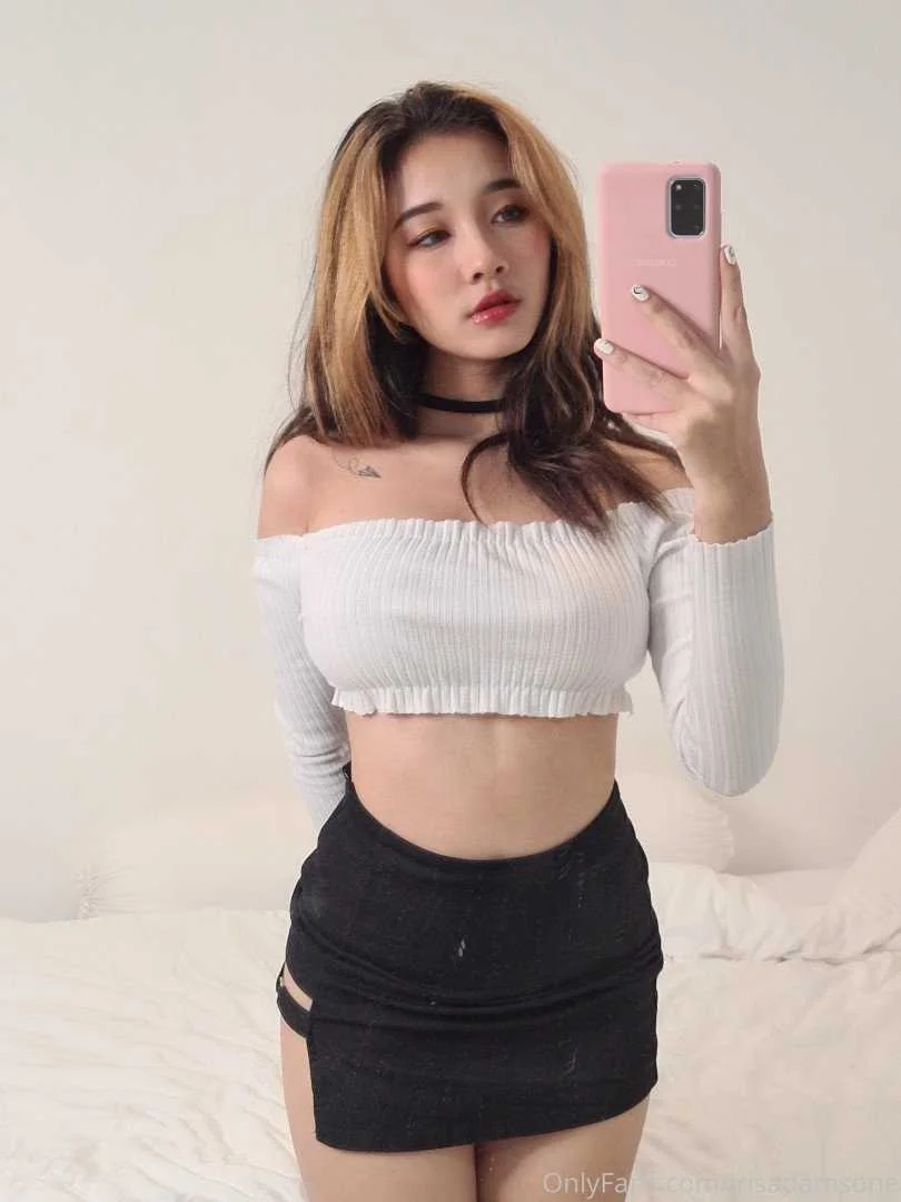 irisadamsone_1558.webp