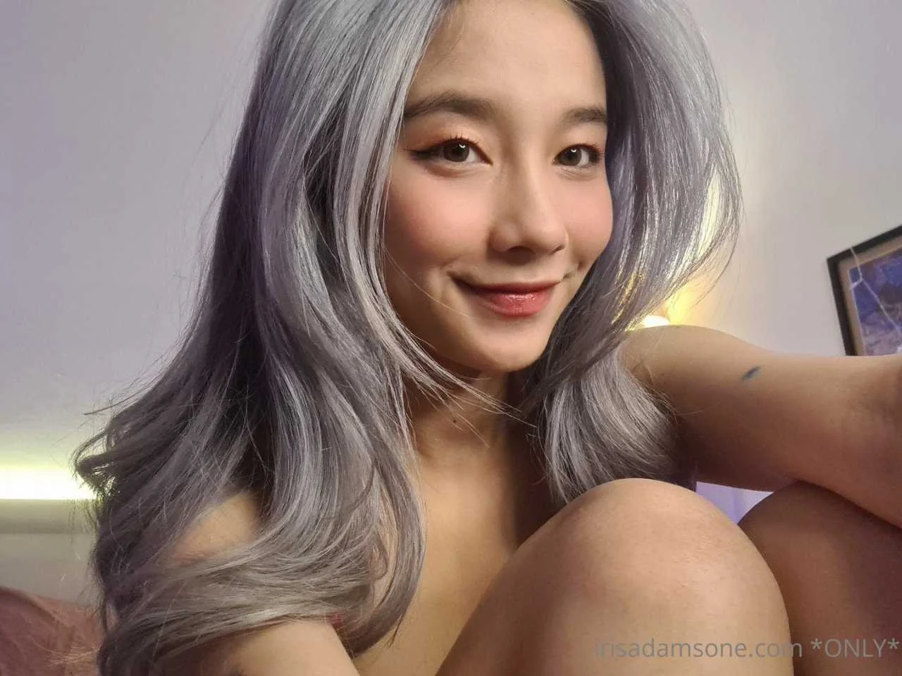 irisadamsone_2127811.webp