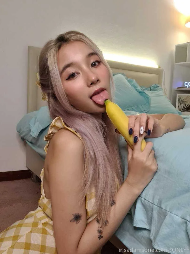 irisadamsone_2127883.webp