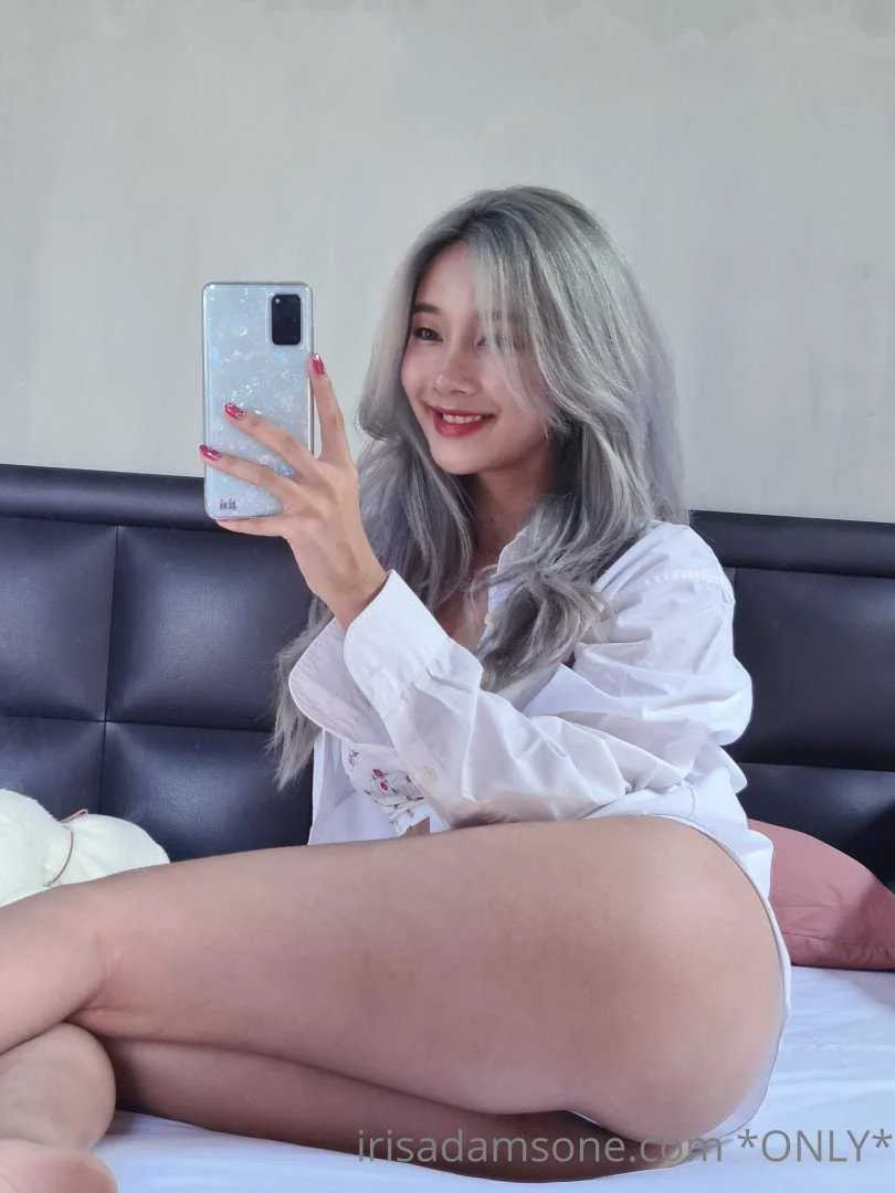 irisadamsone_2128070.webp