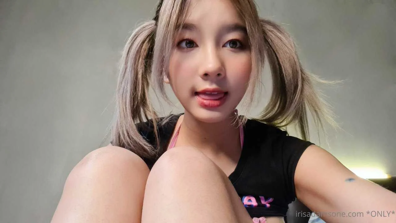irisadamsone_2128078.webp