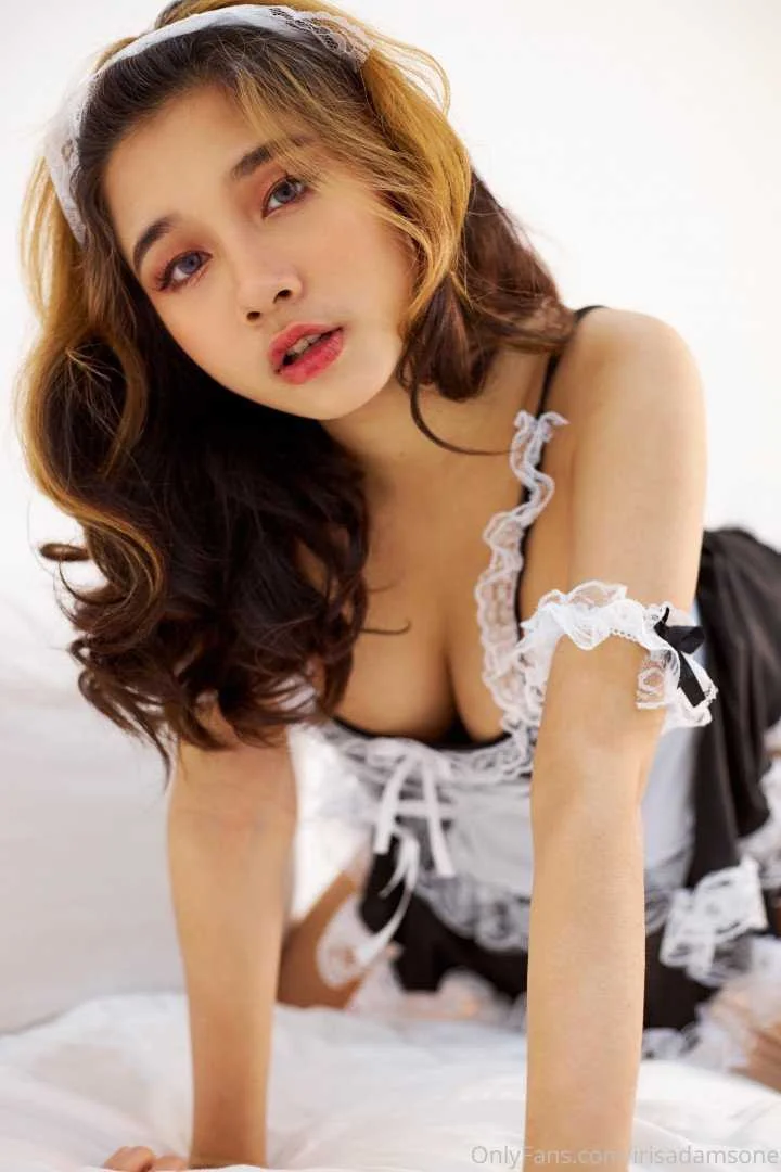 irisadamsone_2128080.webp