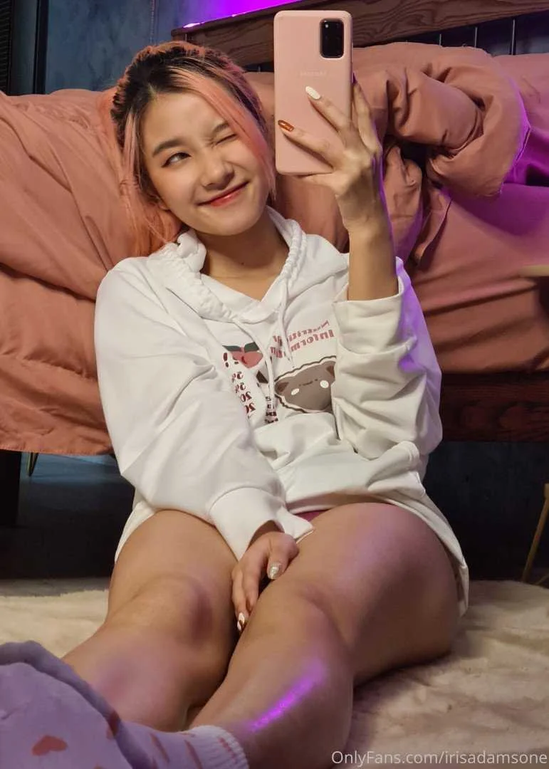 irisadamsone_2128752.webp