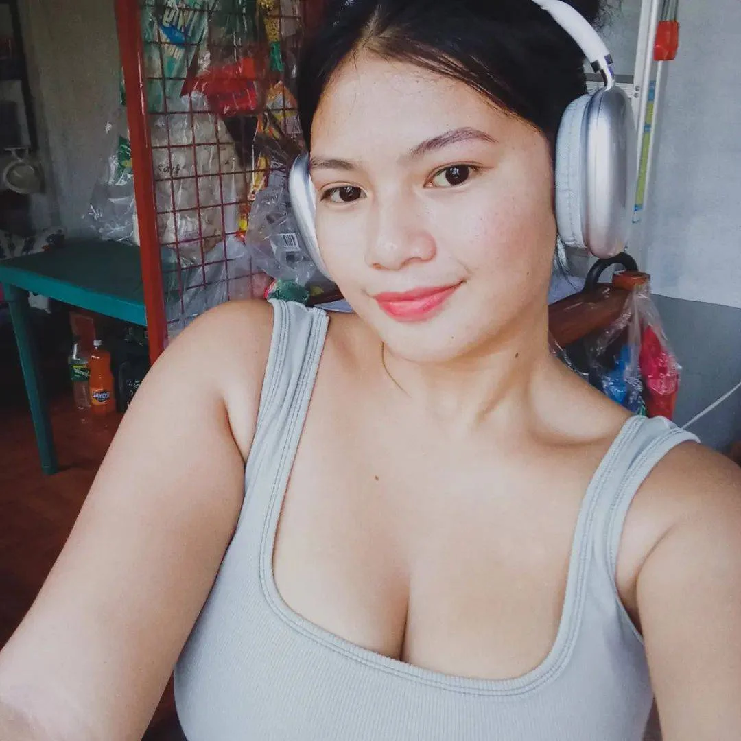 Krysten Yesha Buscargas (RARE SOLID SET)