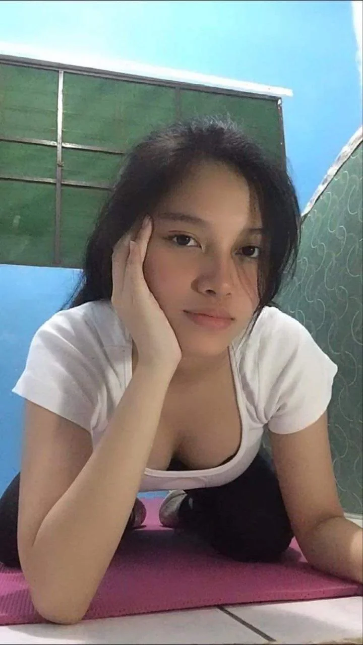 Andrea Ni Chad (23).webp