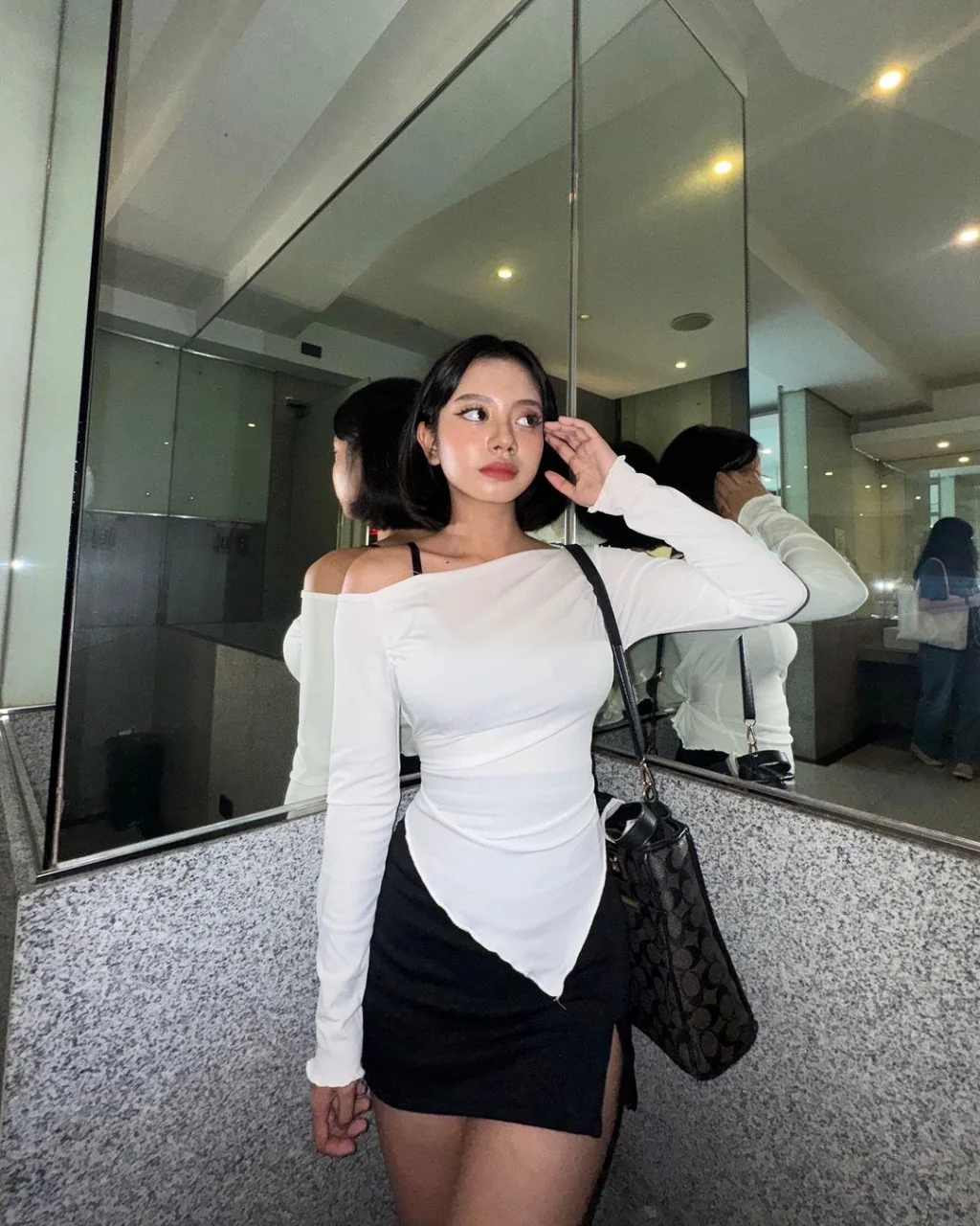 Snapinsta.app_462773180_17971220957788839_1886492275689314424_n_1080.webp