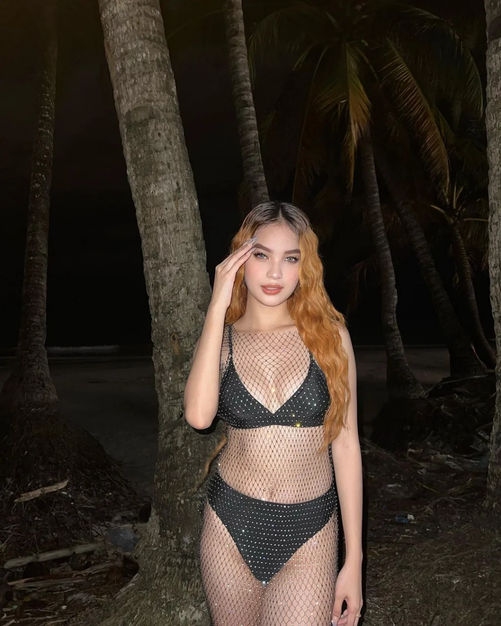 late night beach hits diff (4).webp
