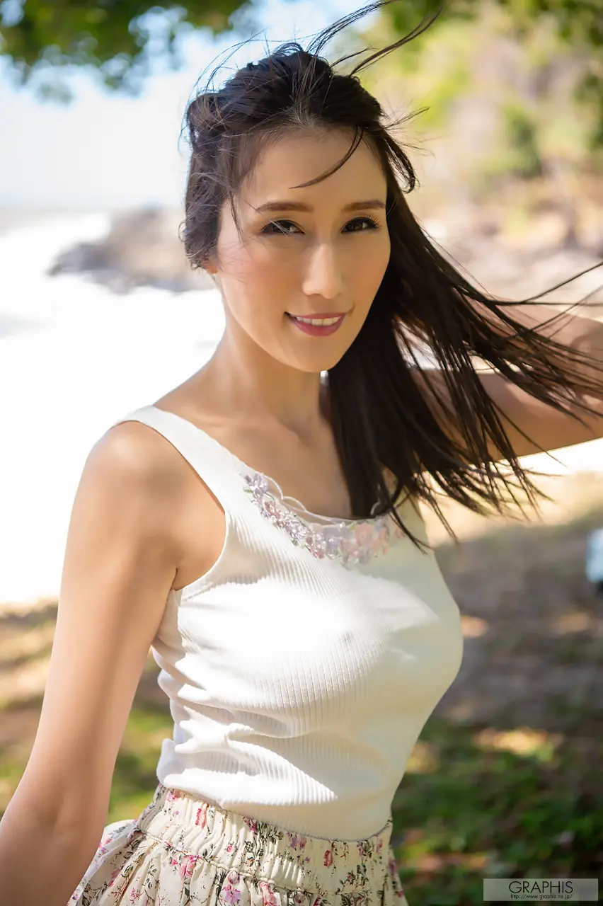 002.webp