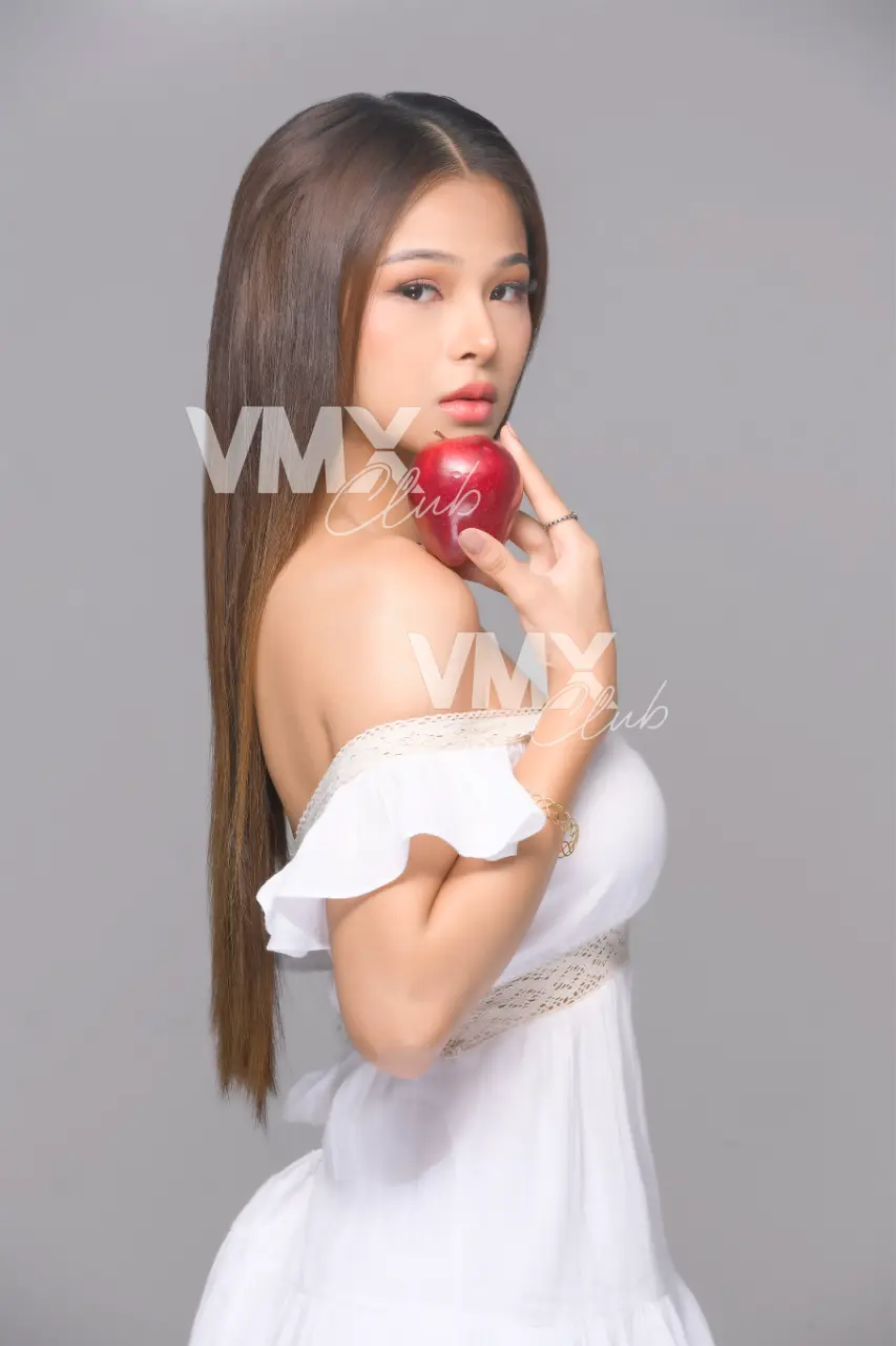 8fa86edb-cd4b-4e50-8355-34a1fdac4586_r8334_2032991.webp