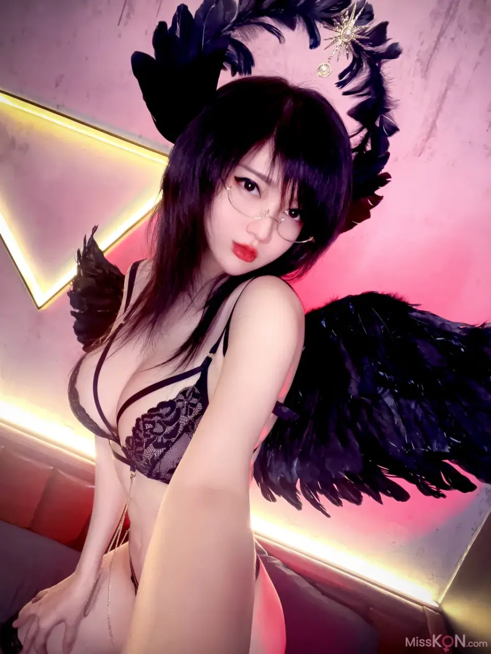 001.webp