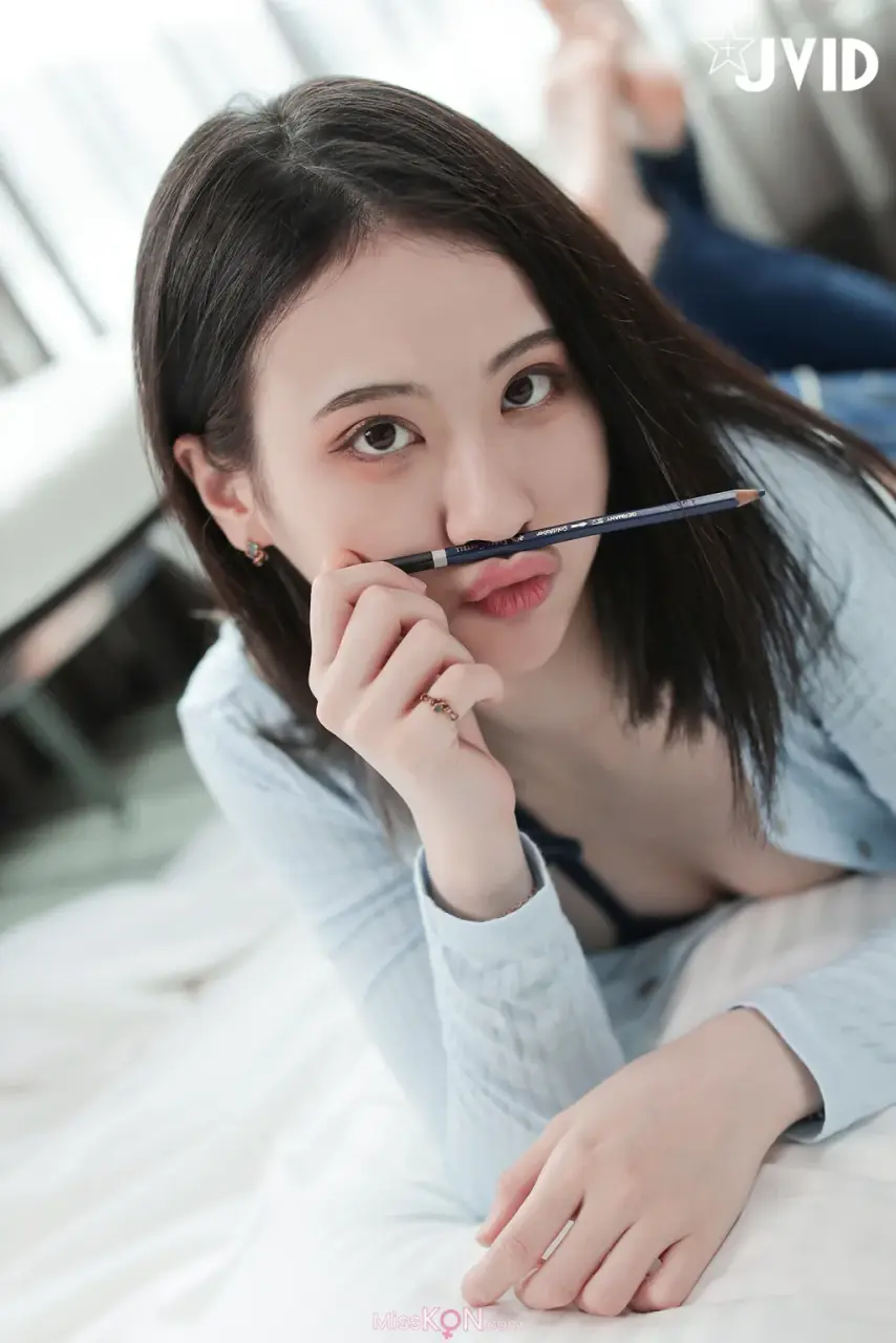 096.webp