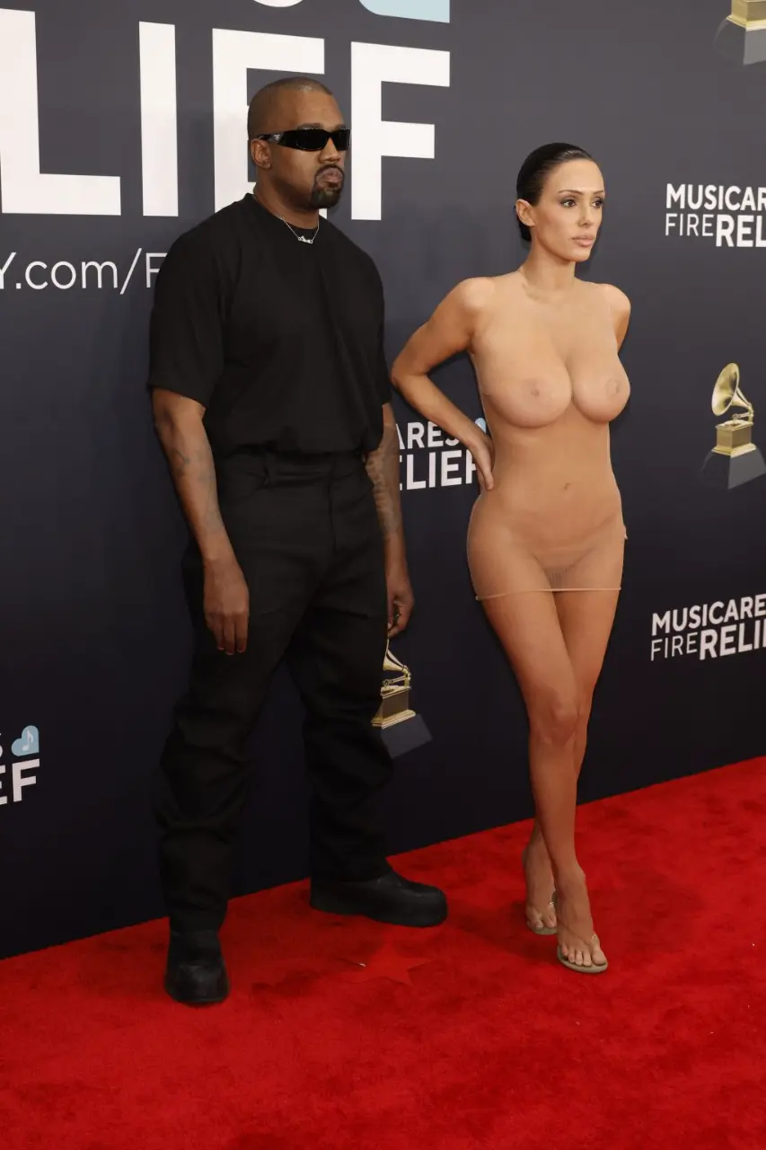 kanye-west-bianca-censori-grammys-2-rotated.webp