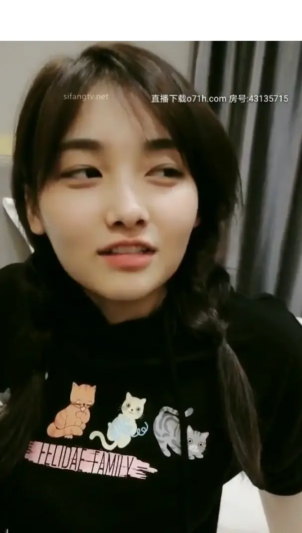 [AI English Sub] She was doing her homework