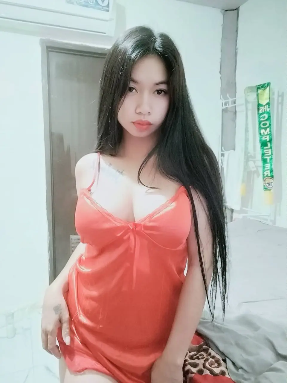 1739863769406.webp
