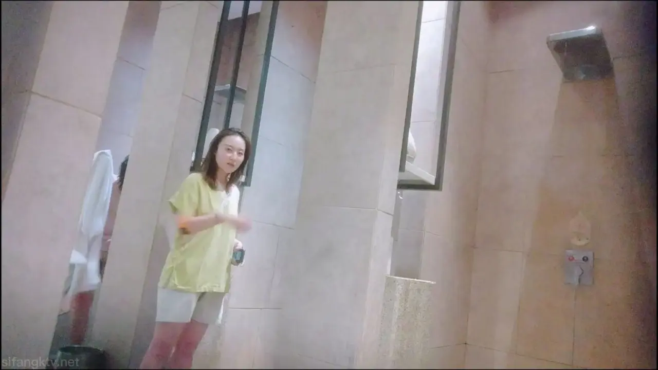 chn25022513.mp4_000000100-1536x864.webp