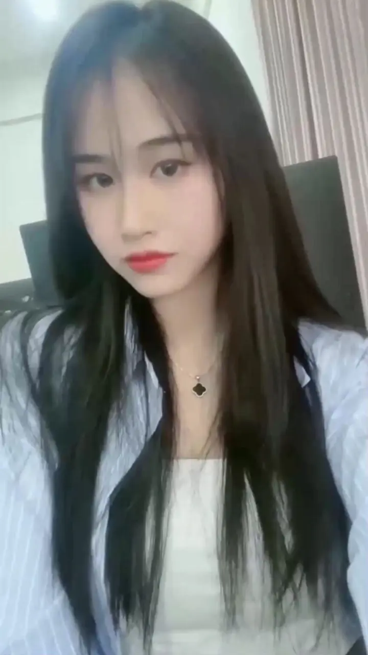 chn25011408.mp4_000001120-864x1536.webp