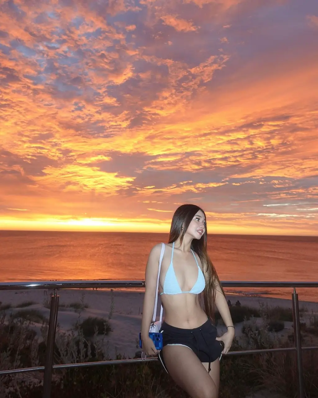 sunset please (3).webp