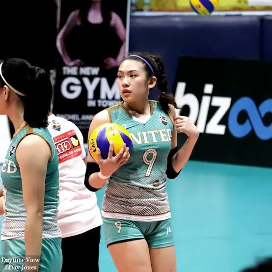 Volleyball pinay