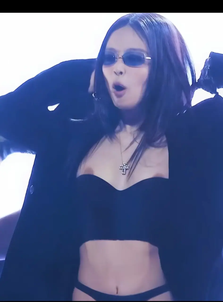 BLACKPINK JENNIE nip slip LATEST REKTA