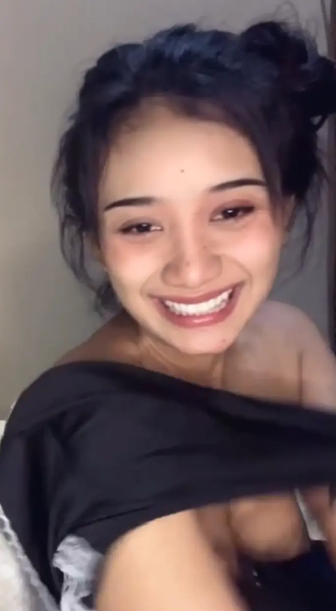[LIVE] Miss Aayyy | Rekta