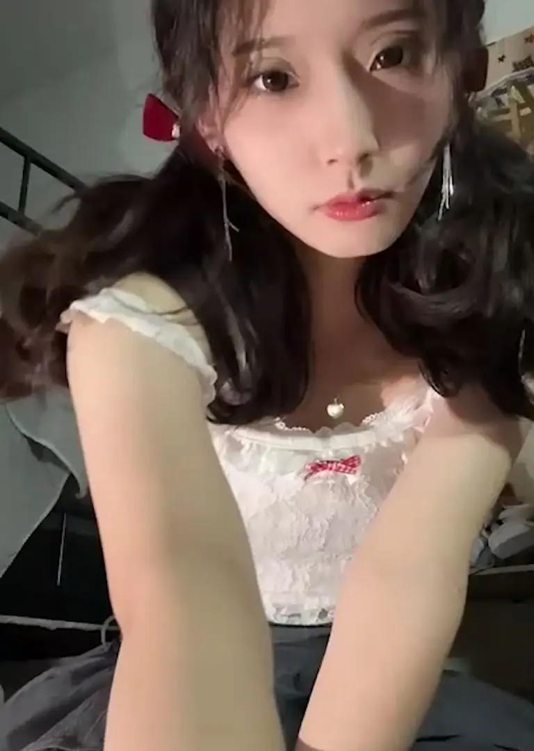 chn25033107.mp4_000000200.webp