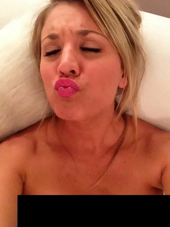 Kaley Cuoco (4).webp