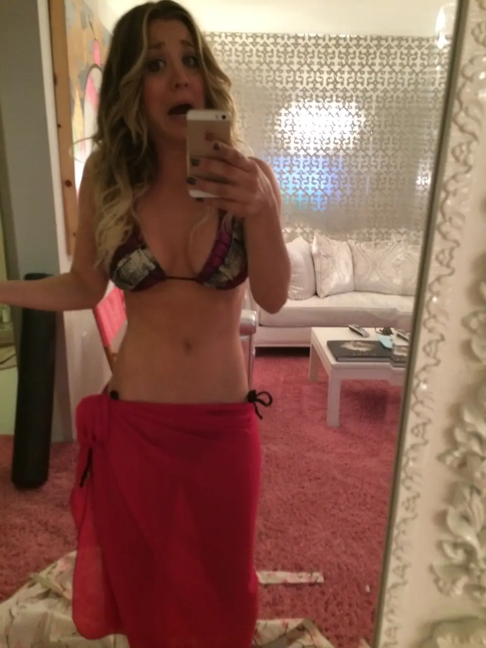 Kaley Cuoco (7).webp