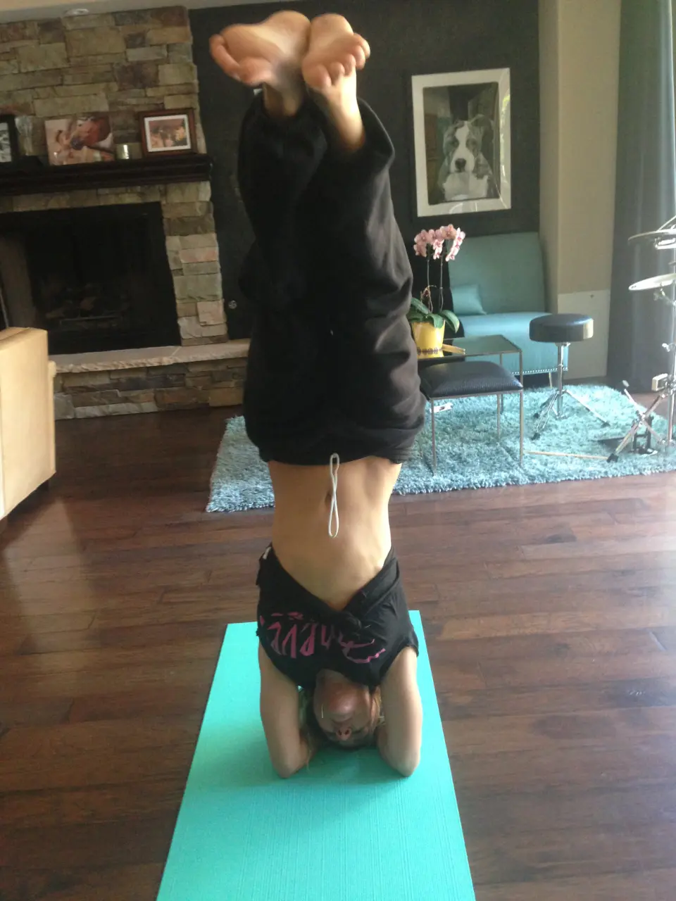 2013.08.06_10.39.51~Kaley Cuoco (14).webp