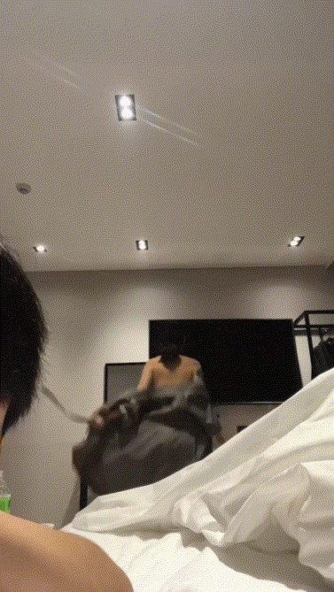 2c549a6238_zQy0MDnv_cd1776f8054485f425d67efd5dbde2e24d5f4537.gif