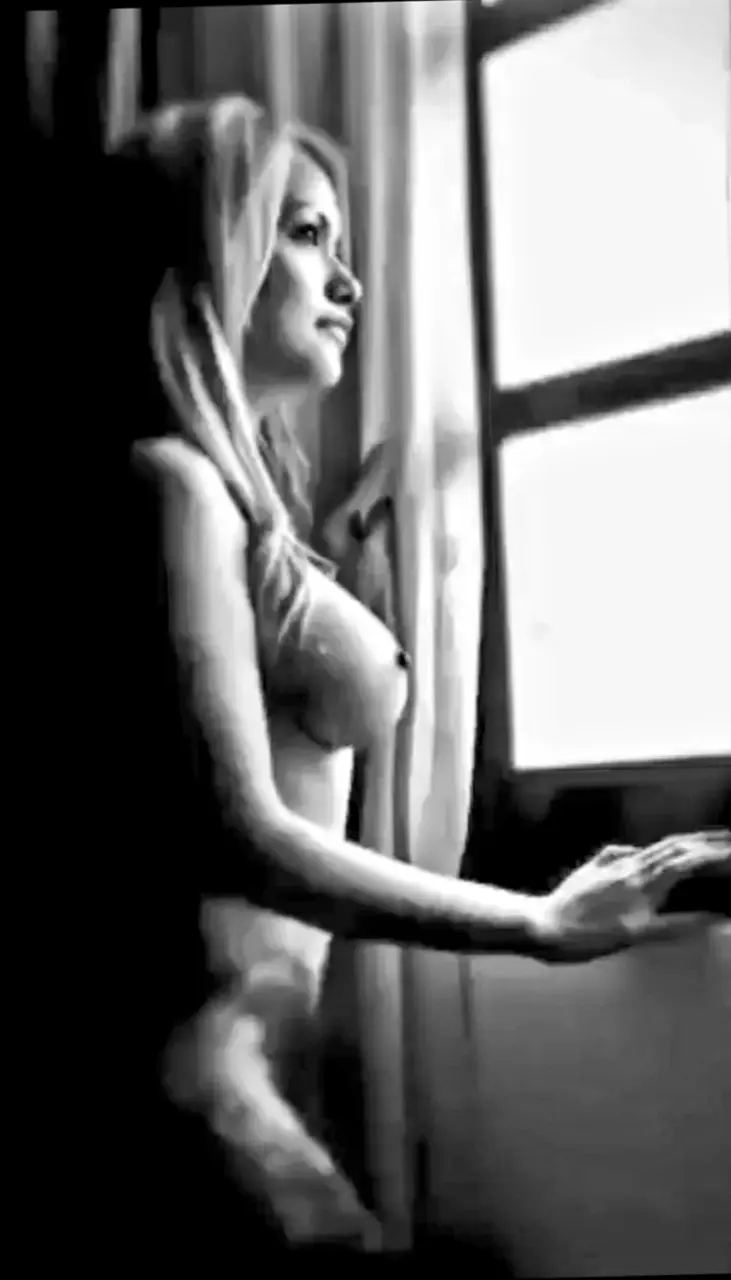 Screenshot_20250419-094328_Video Player.webp