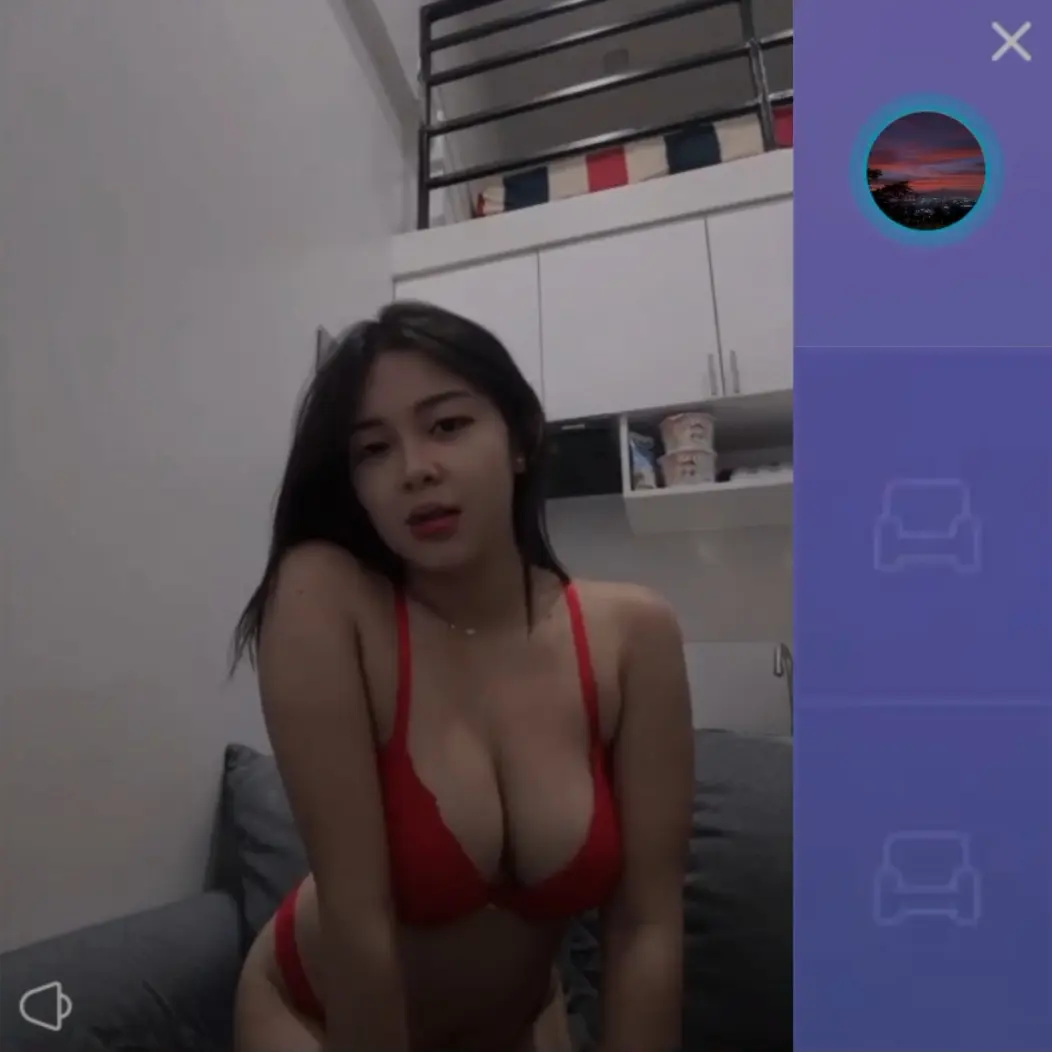 Yamyam Red2.webp