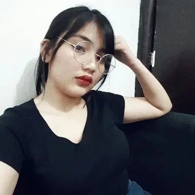 Stephanie Mae (1).webp