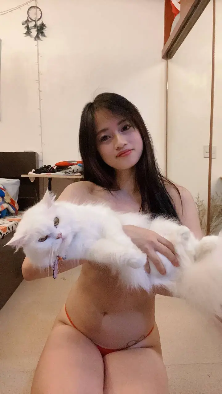 Jezzie Concepcion - BLKBX (52).webp