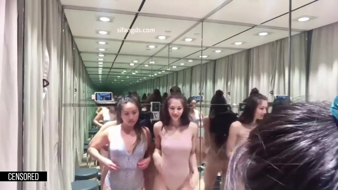 nagre-record sa dressing room - frame at 1m51s.webp