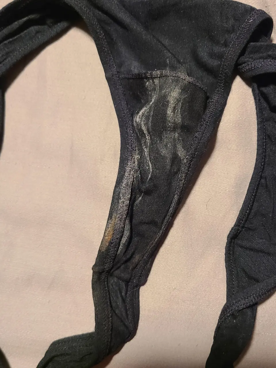 2025-04-19_DirtyGussets_1k2cqlr_my_thong_gusset.webp
